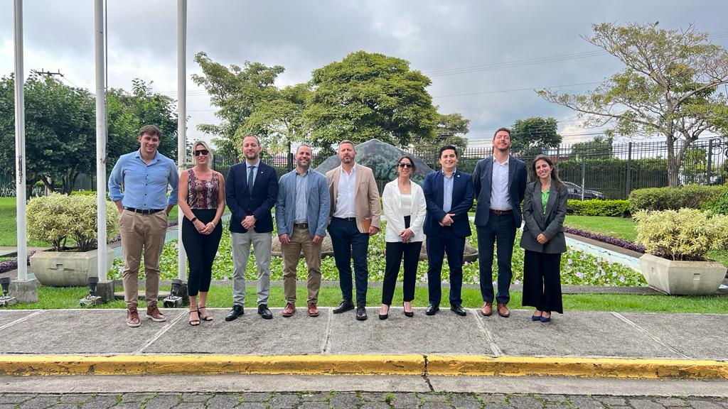 Imagem da participação do LabX nas atividades da Agenda Ibero-Americana de Inovação Pública em San José, Costa Rica de 2 a 6 de outubro de 2023.